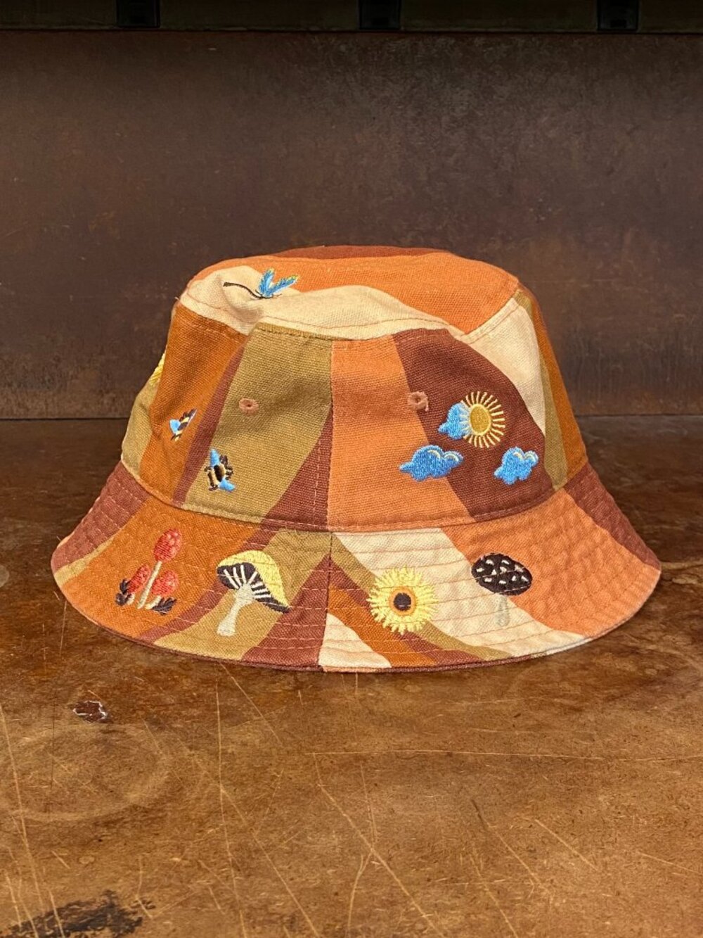 Urban Outfitters Patchwork Embroidered Bucket Hat Brown Mushroom Sunflowers FALL